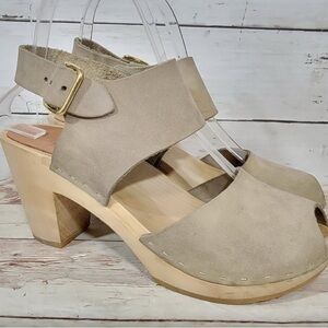 Bryr Miranda taupe leather peep-toe clog heels